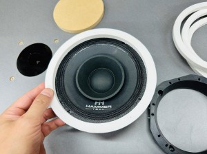 ハーレー　スピーカー　オーディオ　大きな音で聴きたい　スピーカー交換　Bluetooth ワイヤレス　CarPlay HARLEY CVO ツーリングモデル　4スピーカー　6スピーカー　スピーカー交換　オーディオ取付　バイクオーディオ　モーターサイクル　BMW 爆音　大音量　HOT WIRED ホットワイヤード　HAMMER TECH アンプ　デッキ　交換　防水　パワーアンプ　Mercury Car Audio ROCKFORD