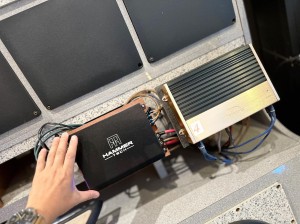 HAMMER TECH 4CH アンプ　小型　ハイパワー　D級　バイク　オーディオ　音圧　爆音　外向き　カーオーディオ  HOT WIRED