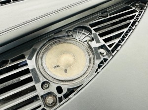 audi s8 a8 s7 a7 a6 s6 q7 a4 q3 ボーズ　bose スピーカー交換　センタースピーカー  ツイーター　b&o バングアンドオルフセン　Audible Physics ram2 HOT WIRED アウディ　音質改善　音質向上　純正ナビ　インナーバッフル　サラウンド　dsp 内蔵アンプ　ボーズサウンド　ボーズシステム　boseサウンド　boseシステム　ツイーター　ウーハー