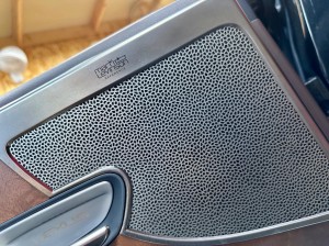 レクサス　純正　マークレビンソン  マクレビ　MARK LEVINSON 純正ナビ　スピーカー交換　音質　音質改善　音質向上　LEXUS LS LC RX NX IS ES LX CT LS500 LS600 センタースピーカー  ウーハー　スピーカー交換　HOT WIRED
