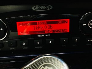 ハーレー　オーディオ　カスタム　爆音　スピーカー　大音量　防水　良い音　スピーカー交換　ウーハー　高音　低音　クルーザー cvo harley ツーリング　カウル　パニア　ボックス　6.5インチ フルレンジ　pa用　プロオーディオ paスピーカー　音響　カーオーディオ専門店　バイクオーディオ　モーターサイクル　ハーレーダビッドソン　オプション　kicker rockford jensen hog tune サウンドチューニング　サウンドセッティング　パワーアンプ　アンプ取付　ツイーター　ショーバイク　優勝車両　名古屋　HOT WIRED ホットワイヤード　バイクオーディオ専門店　純正デッキ　最大出力　ゲイン調整　プリアウト