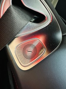BENZ BURMESTER ベンツ純正　ブルメスター　スピーカー交換　ドアスピーカー　センタースピーカー  ウーハー　音質改善　音質向上　ツイーター　プレミアムサウンド　DSP Audible Physics ホットワイヤード　HOT WIRED 名古屋