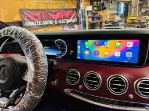 ベンツ　後付けCarPlay カープレイ　ワイヤレス　Bluetooth wi-fi Youtube 動画再生　hdmiインターフェース　avインターフェース hdmi入力 usb入力　iPhone Android Auto アンドロイド　フルスクリーン　ntg5 ntg5.5 ntg6 ntg6.5 ntg5s1 ntg5.1 ntg4.7 ntg4.5 グーグルマップ　ヤフーカーナビ　韓国語　外国語　言語設定　ナビアプリ　動画アプリ　ミラーリングインターフェース　CarPlayインターフェース　CarPlayモジュール　w222 w205 w217 w218 c217 s65 amg フルパワー化　ベンツ純正　純正ナビ　名古屋　HOT WIRED ホットワイヤード