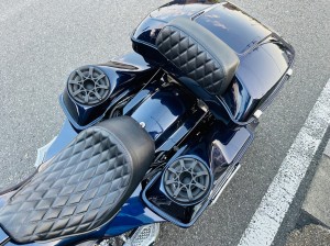 ハーレー　オーディオ　カスタム　爆音　スピーカー　大音量　防水　良い音　スピーカー交換　ウーハー　高音　低音　クルーザー cvo harley ツーリング　カウル　パニア　ボックス　6.5インチ フルレンジ　pa用　プロオーディオ paスピーカー　音響　カーオーディオ専門店　バイクオーディオ　モーターサイクル　ハーレーダビッドソン　オプション　kicker rockford jensen hog tune サウンドチューニング　サウンドセッティング　パワーアンプ　アンプ取付　ツイーター　ショーバイク　優勝車両　名古屋　HOT WIRED ホットワイヤード　バイクオーディオ専門店　hammer tech ハーレー　オーディオ　カスタム　爆音　スピーカー　大音量　防水　良い音　スピーカー交換　ウーハー　高音　低音　クルーザー cvo harley ツーリング　カウル　パニア　ボックス　6.5インチ フルレンジ　pa用　プロオーディオ paスピーカー　音響　カーオーディオ専門店　バイクオーディオ　モーターサイクル　ハーレーダビッドソン　オプション　kicker rockford jensen hog tune サウンドチューニング　サウンドセッティング　パワーアンプ　アンプ取付　ツイーター　ショーバイク　優勝車両　名古屋　HOT WIRED ホットワイヤード　バイクオーディオ専門店　hammer tech カスタムペイント　バガー　ハーレーカスタム