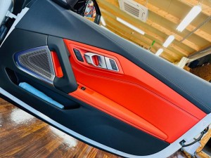 BMW 純正　ハーマンカードン　HARMAN KARDON B&W バウワーズ　ウィルキンス　カーオーディオ　カーオーディオ専門店　ハーマン　オプション　パワーアンプ　プロセッサー DSP 制御　サウンドステージ　定位　高音　低音　スピーカー交換　センタースピーカー  ツイーター　ウーハー　プレミアム　ホットワイヤード