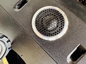 ボーズ　スピーカー交換　BOSE 214 天吊スピーカー　家庭用スピーカー　スピーカーユニット　交換　ツイーター　カーオーディオ専門店　カーオーディオ　魔改造 BOSE 301 101 201 スピーカーボックス　ウーハー　天吊　天吊金具　吊り下げ　PC用スピーカー