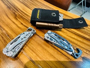 カーオーディオ　音調整　サウンドセッティング　測定　測定機器　アナライザー　タイムアライメント　イコライザー　クロスオーバー　サウンドチューニング　ハイエンドカーオーディオ　コンテスト　emma iasca 優勝車両　emma aisa エマアジア　測定用マイク　audiotools audio control マイク　周波数　clio pocket 海外のカーオーディオ　プロショップ　インストーラー　チューナー　上位入賞　