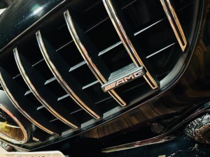 ベンツ純正ナビ　後付けCarPlay ワイヤレス　純正ナビ　修理 ntg6 ntg5 ntg5.5 3dツイーター　ブルメスター　burmester スピーカー交換　音質改善　音質向上　w177 w176 w222 w223 w205 w206 w213 amg コーディング 後期型ヘッドライト　カープレイ hdmiインターフェース　ミラーリング　Youtube 動画再生