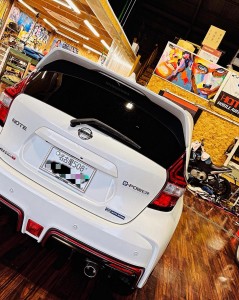 日産純正ナビ　内蔵 DSP アンプ　アルパイン ALPINE パワードウーハー　スピーカー交換　ノート　NOTE EPOWER NISMO 日産ノート　音質改善　向上　音調整　サウンドセッティング　持ち込み　サウンドチューニング　タイムアライメント　イコライザー　アナライザー　RTA ポラリティー　位相　ツイーター　ピンクノイズ　調整機能　純正ナビ