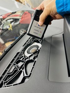 アウディ　audi アウディ純正ナビ　audi純正　bose ボーズ　純正ナビ　スピーカー交換　音質改善　音質向上　センタースピーカー　ドアスピーカー  ツイーター　ウーハー　サブウーハー　外部アンプ　プロセッサー　純正bose 純正ボーズ　位相　最適化　CarPlay 後付け　ワイヤレス　ミラーリング　デッドイング　断熱　遮熱　防音　制振　調音施工　Audible Physics Mercury Car Audio HOT WIRED 名古屋　ram2 ram3 インナーバッフル　純正アンプ　パワーアンプ