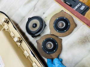 bmw mini e84 e92 f15 f30 r60 f57 f56 スピーカー交換 ドアスピーカー ツイーター ハーマンカードン　ツイーター交換　ツイーターなし　ワイドレンジ　フルレンジ　スピーカー　デッドニング　音質改善　純正ナビ　CarPlay 後付け　Audible Physics HOT WIRED 名古屋　ウーハー　リアスピーカー　フロントスピーカー　stp 断熱　保温　遮音　遮熱　調音　施工　ram2 rm3