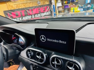 ベンツ 純正ナビ　並行　平行　並行輸入車　日本語化　日本地図　マップデータ　地図データ　左ハンドル　本国仕様　ドイツ仕様　フルパワー　ワイヤレス　CarPlay ミラーリング　Android Auto HDMI 映像入力　外部入力　AUX NTG5 NTG5.5 NTG6 Youtube スピーカー交換 W470 HOT WIRED 名古屋　コーディング　CODING MAP CONVERSION
