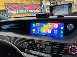 LS500h ls600 lc500 gs rf rx es is Lexus 純正ナビ　後付け　CarPlay カープレイ　ミラーリング　Android Auto hdmi hdmi入力　avインターフェース　USB iPhone ワイヤレス　映像入力　外部入力　グーグルマップ　インターフェース　モジュール　HOT WIRED