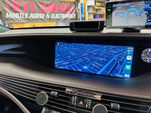 LS500h ls600 lc500 gs rf rx es is Lexus 純正ナビ　後付け　CarPlay カープレイ　ミラーリング　Android Auto hdmi hdmi入力　avインターフェース　USB iPhone ワイヤレス　映像入力　外部入力　グーグルマップ　インターフェース　モジュール　HOT WIRED