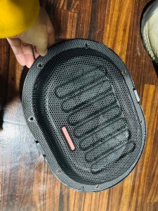 JEEP WRANGLER ジープ　ラングラー　スピーカー交換　カーオーディオ　ツイーター　ウーハー　サウンドバー　KICKER Audible Physics HOT WIRED RAM2 RAM3 周波数特性　エンクロージャー　音質　リアスピーカー　天井　ルーフ　アルパイン　ジープ純正　純正アルパイン　ALPINE サブウーハー　ALL WEATHER 楕円