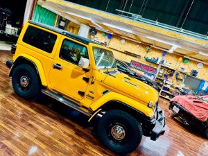 JL WRANGLER JEEP ジープ　ラングラー　スピーカー交換　ツイーター　フルレンジ　ワイドレンジ　ミッドレンジ　ミッドベース　4インチ　3インチ　2インチ　Audible Physics RAM2 RAM3 エンクロージャー　KICKER 音質 カーオーディオ 純正 CarPlay サウンドバー　ダッシュ　ダッシュ上　ツイドラー　ダッシュ下　ルーフ　リアスピーカー　ボックス　エンクロージャー　HOT WIRED 名古屋　ホットワイヤード　オーディブル