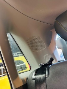 AUDI アウディ A1 A2 A3 A4 A6 A8 S8 S6 S7 純正　BOSE ボーズ　スピーカー交換　サブウーハー　ツイーター　デッドニング　断熱材　断熱　施工　遮熱　車内の快適化　調音施工