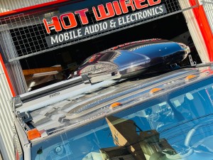 hummer h2 ルーフバー　ルーフキャリア　スノーボード　スキー　キャリ　ラック　ボックス　ジェットバッグ　thule spirit 820 カーメイト　terzo rv inno ハマー　ルーフラック　ルーフキャリア　キャンプ　荷物