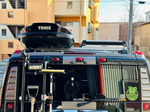 hummer h2 ルーフバー　ルーフキャリア　スノーボード　スキー　キャリ　ラック　ボックス　ジェットバッグ　thule spirit 820 カーメイト　terzo rv inno ハマー　ルーフラック　ルーフキャリア　キャンプ　荷物
