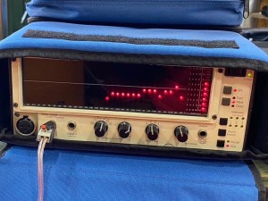 JEEP WRANGLER ジープ　ラングラー　スピーカー交換　カーオーディオ　ツイーター　ウーハー　サウンドバー　KICKER Audible Physics HOT WIRED RAM2 RAM3 周波数特性　エンクロージャー　音質　リアスピーカー　天井　ルーフ　アルパイン