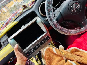 レクサス SC430 ナビ交換　カーナビ　アンドロイド　CarPlay カープレイ　iPhone ディスプレイオーディオ　動画再生　ワイヤレス　ナビ交換　カーオーディオ　HOT WIRED 名古屋　ホットワイヤード　アンドロイドナビ 