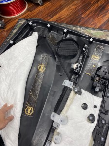 デリカ　D5 スピーカー交換　ツイーター交換　オーディオ　カーオーディオ　デッドニング　ドアスピーカー　音質　静寂性　快適性