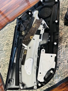 Mitsuoka 光岡　ロックスター　rockstar nd ロードスター　バディ　光岡自動車　純正bose スピーカー交換　ボーズ　マツコネ　音質　オーディオ　カーオーディオ　ツイーター　アルカンターラ　張り替え　サブウーハー  ツイーター　埋込　デッドニング　調音施工　Mercury Car Audio マーキュリー　ホットワイヤード　HOT WIRED 名古屋　マツダ純正　純正ボーズ  純正bose boseサウンド　ボーズサウンド　カロッツェリア