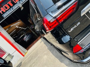 Lexus LX570 ls500h is300 es300 rtf gif lc500 mark Levinson マークレビンソン レクサス純正　カーオーディオ　CarPlay スピーカー交換　センタースピーカー　ツイーター　ドアスピーカー　ダッシュボード　ダッシュ　スピーカー　スコーカー　ウーハー　サブウーハー  純正マルチ　HOT WIRED 名古屋　カーオーディオ専門店