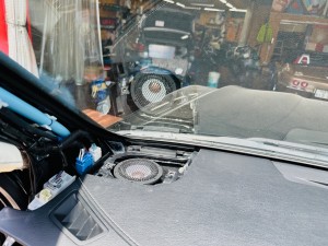 Lexus LX570 ls500h is300 es300 rtf gif lc500 mark Levinson マークレビンソン レクサス純正　カーオーディオ　CarPlay スピーカー交換　センタースピーカー　ツイーター　ドアスピーカー　ダッシュボード　ダッシュ　スピーカー　スコーカー　ウーハー　サブウーハー  純正マルチ　HOT WIRED 名古屋　カーオーディオ専門店