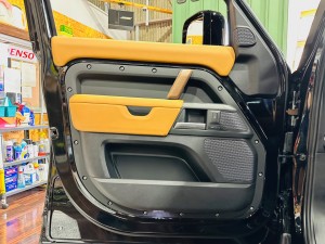 ローバー　ジャガー　純正　メリディアン　MERIDIAN スピーカー　交換　センタースピーカー スコーカー　ドアスピーカー オーディオ　カーオーディオ　音質　向上　改善　ツイーター　高音　低音　中音　純正メリディアン　ローバー純正　ディフェンダー　レンジローバー　ランドローバー　イボーグ　フリーランダー　ディスカバリー　ジャガー純正　ウーハー　ツイーター　センタースピーカー　HOT WIRED ホットワイヤード　名古屋　ワイドレンジドライバー　フルレンジスピーカー　8センチ　３インチ　２インチ　6センチ　カーオーディオ専門店　インナーバッフル　通販