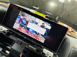 レクサス　純正ナビ　lexus lx570 ワイヤレス　CarPlay 後付け　カーオーディオ　カープレイ　グーグルマップ　HDMI インターフェース　外部入力　映像入力　Fire TV Stick アマゾンプライム　プライムビデオ　ネットフリックス　hulu amazon ファイヤースティック　ファイヤーtv tvスティック　ビデオ入力　aux Android Auto ミラーリング　Youtube ユーチューブ　firetv ホットワイヤード　名古屋　フルスクリーン　全画面　2画面　12.3インチ　アップデート