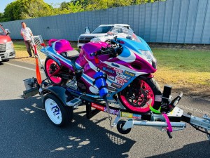 jd ster drag race japan round1 ドラッグレース　城里　ゼロヨン　1/4mile 1/4マイル　クオーターマイル　優勝　buell harley s1000rr 参戦　ローンチコントロール　ウイリーバー　ビューエル buell xbrr チャンピオン　車中泊　キャンギャル　レースクイーン　丸山　withme よーいどん