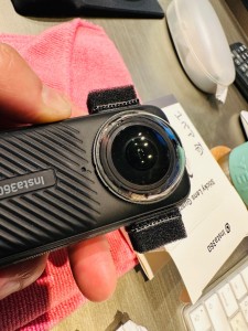 Insta360 X4 不具合　レンズガード　プレミアム　社外品　X3 防水　魔改造　クレーム　トラブル　粘着式　プレミアムレンズガード　純正品　消える　自撮り棒　魔改造