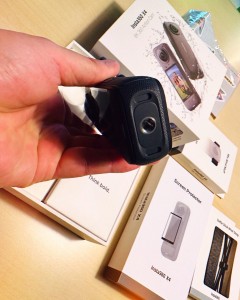 Insta360 X4 不具合　レンズガード　プレミアム　社外品　X3 防水　魔改造　クレーム　トラブル　粘着式　プレミアムレンズガード　純正品