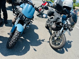 ビューエル会　合同ツーリング buell owners japan anual ride 2024 xb12 安曇野　白馬　大町　ツーリング　ロングツーリング　ハーレー　harley davidson motorcycle touring ブロックタイヤ　tkc80