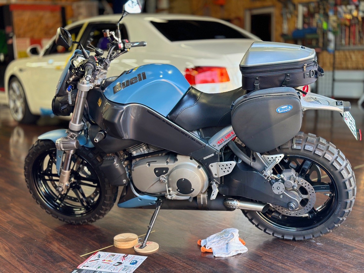 BUELL XB12Sにトリプルパニアでロングツーリング仕様にカスタマイズ