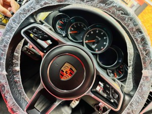 ポルシェ純正ナビ　カイエン　911 992 997 996 マカン　PCM4 PCM4.0 PCM3 PCM5.0 PCM6 CarPlay 後付け　ワイヤレス　Android Auto バックカメラ　ハンズフリー　Bluetooth iPhone Youtube 動画視聴　動画アプリ　グーグルマップ　GOOGLE ナビアプリ　カーナビ　純正ナビ　カープレイ　名古屋