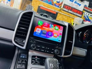 ポルシェ純正ナビ　カイエン　911 992 997 996 マカン　PCM4 PCM4.0 PCM3 PCM5.0 PCM6 CarPlay 後付け　ワイヤレス　Android Auto バックカメラ　ハンズフリー　Bluetooth iPhone Youtube 動画視聴　動画アプリ　グーグルマップ　GOOGLE ナビアプリ　カーナビ　純正ナビ　カープレイ　名古屋