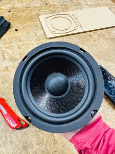 NDロードスター　ツイーター埋込　BOSE 純正ボーズ　ボーズサウンド BOSEサウンド　BOSEシステム　ボーズシステム　純正BOSE ボーズ付き　ボーズなし　ノンボーズ　マツダ純正　マツコネ　スピーカー交換　音質向上　サウンドアップ　音質改善　ツイーター交換　レザー張替え　内装張替　名古屋　ホットワイヤード　サブウーハー 交換　ウーハー取付