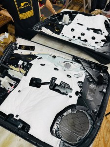 Lexus rx5000h rx450 rx350 rx is es ls lx lc rc nc レクサス　純正　マークレビンソン mark Levinson スピーカー交換　音質改善　音質向上　ダッシュボード　ツイドラー　センタースピーカー　ツイーター　高音　低音　ミッドレンジ　スコーカー　純正マークレビンソン マクレビ レクサス純正　サラウンド　ハイファイ　ハイエンドカーオーディオ　スピーカー交換　サブウーハー リアスピーカー　ドアスピーカー グリル　インナーバッフル　インピーダンス　ワイドレンジ　フルレンジ　コアキシャル　周波数　解析　プロセッサー　dsp 車内の静音化　調音施工　制振　防振　デッドニング
