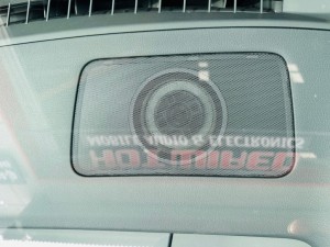 レクサス　純正　LEXUS MARK LEVINSON マークレビンソン　マクレビ  スピーカー交換　センタースピーカー  ダッシュボード　ツイーター　サラウンド　センタースピーカー交換　アップグレード　音質改善　音質向上　マクレビ　レクサス純正　Audible Physics Mercury Car Audio HOT WIRED 名古屋