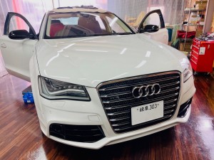 アウディ　他府県ナンバー　ホットワイヤード　名古屋のカーオーディオ専門店「HOT WIRED」　audi スピーカー交換　純正bose 純正ボーズ　ボーズサウンド bose b&o ボーズなし　ボーズレス　CarPlay カーオーディオ　ツイーター　サブウーハー アウディ純正　mmi デッドニング