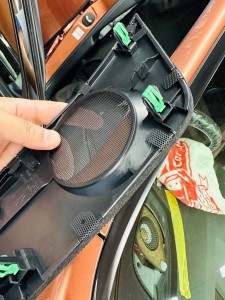 Lexus rx5000h rx450 rx350 rx is es ls lx lc rc nc レクサス　純正　マークレビンソン mark Levinson スピーカー交換　音質改善　音質向上　ダッシュボード　ツイドラー　センタースピーカー　ツイーター　高音　低音　ミッドレンジ　スコーカー　純正マークレビンソン  マクレビ  レクサス純正　サラウンド　ハイファイ　ハイエンドカーオーディオ　スピーカー交換　サブウーハー リアスピーカー　ドアスピーカー グリル　インナーバッフル　インピーダンス　ワイドレンジ　フルレンジ　コアキシャル　周波数　解析　プロセッサー　dsp キャンセリング　純正グリル　HOT WIREDオリジナル　インナーバッフル