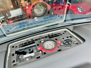 マツダ純正ボーズ　純正bose 純正ボーズ　ボーズサウンド　bose cx-5 cx-8 ndロードスター cx60 cx30 cx80 xc-9 cx90 mazda6 センタースピーカー　サラウンドスピーカー　スピーカー交換　センタースピーカー交換　ツイーター交換　音質改善　カーオーディオ　カーオーディオ専門店　HOT WIRED 名古屋　ホットワイヤード　マツコネ　音質改善　インピーダンス　フェーズ　位相最適化