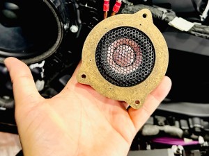 2インチ OEM40 X40 FX-101 ワイドレンジ ドライバー　フルレンジ　ワイドレンジ ツイーター　RAM2 RAM3 Audible Physics Mercury Car Audio ホットワイヤード　C8 BOSE CORVETTE コルベット　純正ボーズ　ボーズサウンド　スピーカー交換　ダッシュボード　センタースピーカー ツイーター　ドアスピーカー　サブウーハー　音質　CarPlay カーオーディオ　シボレー純正　GM純正　BOSE SOUND HOT WIRED 音質向上　音質改善