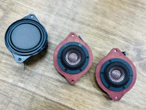 audi q3 q5 q7 q8 a8 a7 s8 s7 アウディ　バングアンドオルフセン　bang and olufsen スピーカー交換　ツイーター　ウーハー　スコーカー　センタースピーカー　インナーバッフル　車種別　コネクター　ハーネス　抵抗値　位相　インピーダンス　最適化　カーオーディオ　カーオーディオ専門店　通販　カスタム