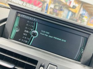 bmw 純正ナビ　cic nbt ccc iDrive アイドライブ　修理　地図　更新　マップデータ　コーディング　グレーアウト　再起動　ブラックアウト　電源が落ちる　road map premium 2020 2023 最新　ライセンス　コード　インストール　アップデート　japan coding コーディング