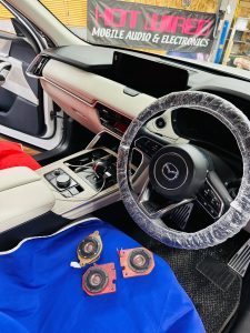 CX-60 CX-80 CX-90 CX-5 CX-8 マツダ純正 bose スピーカー交換　音質改善　音質向上　カーオーディオ　センタースピーカー　ドアスピーカー　ツイーター　純正ボーズ　純正bose ボーズサウンド　サラウンド　サブウーハー　通販　スピーカーセット　スコーカー　ミッドレンジ　マツコネ　Mercury Car Audio
HOT WIRED 名古屋
