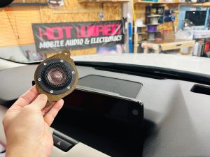 CX-60 CX-80 CX-90 CX-5 CX-8 マツダ純正 bose スピーカー交換　音質改善　音質向上　カーオーディオ　センタースピーカー　ドアスピーカー　ツイーター　純正ボーズ　純正bose ボーズサウンド　サラウンド　サブウーハー　通販　スピーカーセット　スコーカー　ミッドレンジ　マツコネ　Mercury Car Audio
HOT WIRED 名古屋