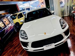 ポルシェ　マカン　純正ナビ　ポルシェ純正　バックカメラ　ドラレコ　カーナビ　カーオーディオ　ナビ交換　クラリオン　純正クラリオン　アンドロイド　アンドロイドナビ　テスロイド　ハイテックナビ　12.3インチ　最新型　CarPlay ワイヤレス　カープレイ　Youtube Googleマップ　デザリング　4g 5g Android Auto playストア　ホットワイヤード　HOT WIRED 名古屋　カーオーディオ専門店　コーディング　変換　アダプタ　動画視聴 アマゾン　プライムビデオ　spotfy fulu netflix hdmi porsche macan パラメーラ　カイエン　911 macan
